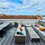 Waterlane Penthouse I Pool I Panoramic View
