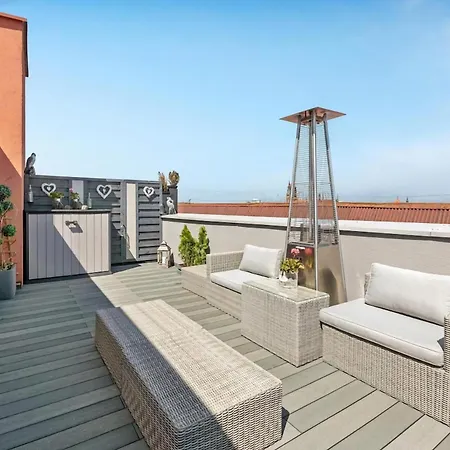 Waterlane Penthouse I Pool I Panoramic View 아파트 *