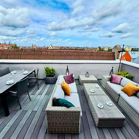 Waterlane Penthouse I Pool I Panoramic View